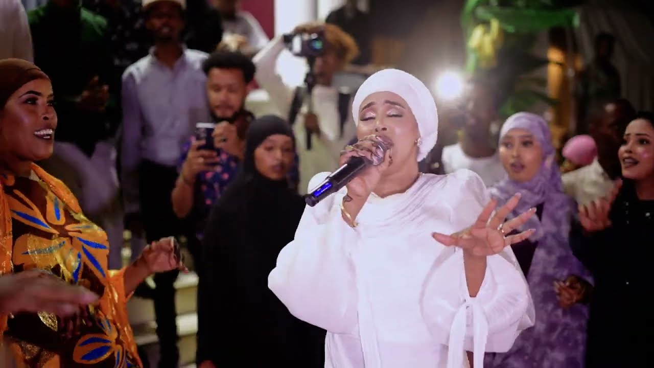 QAMAR SUUGAANI & FARXIYA FISKA XAFLADII MUQDISHO OFFICIAL MUSIC VIDEO 2026