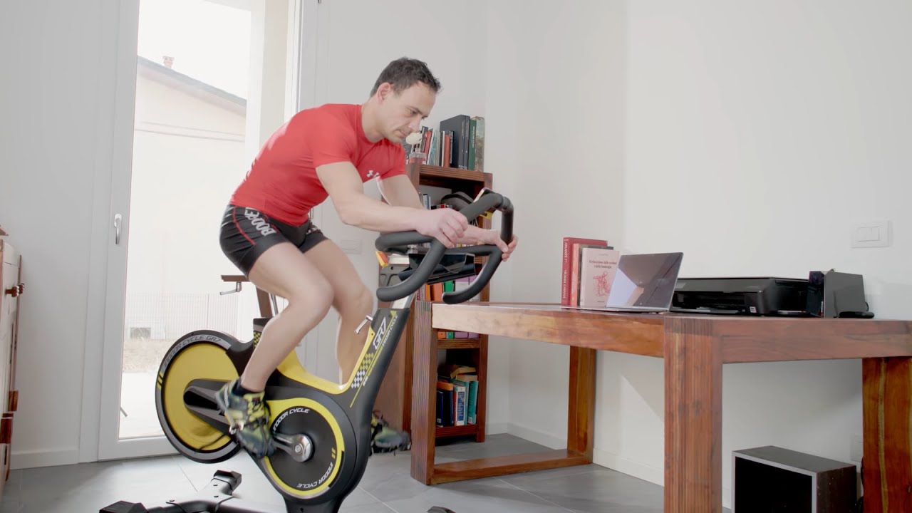 Horizon GR7 Indoor Spin bike a volano posteriore – MODELLO 2021 CON CONSOLE RX