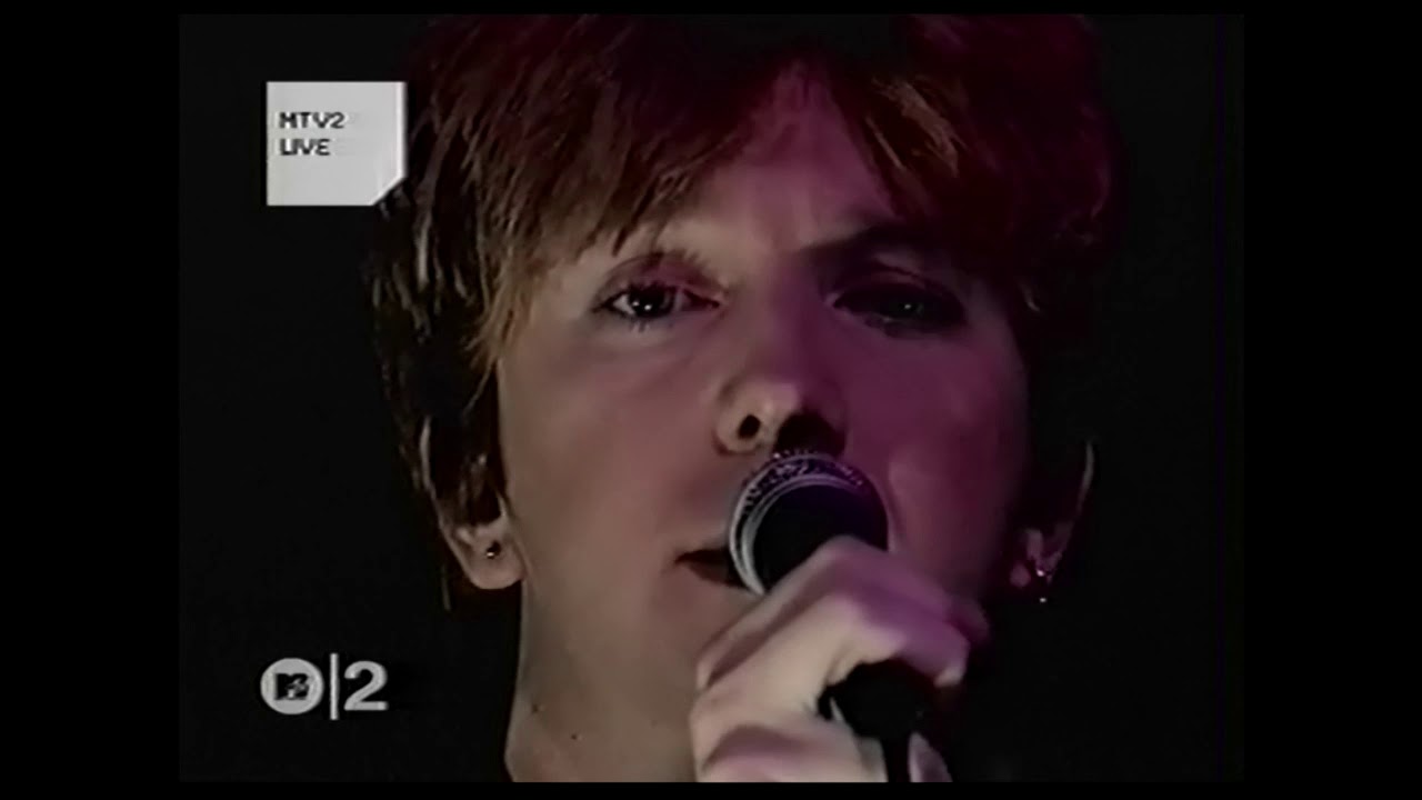 Mansun - Being a Girl live on MTV (HD)