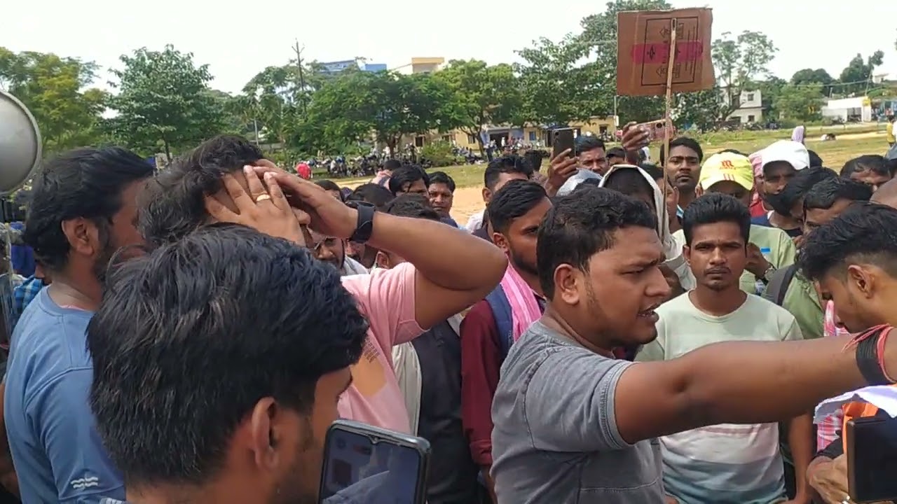 jssc CGL exam cancel ✖️❌ protest video #dear jindgi #jssccgl (2)