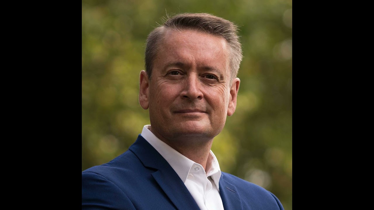 #19 Navigating the New Sustainability Landscape: Insights for Business Leaders with Tim Mohin