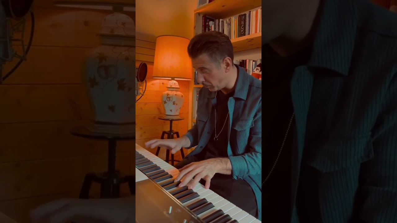 Francesco Gabbani Canta il nuovo Singolo Spazio tempo 🎇🎆🎇 12 Novembre 2021