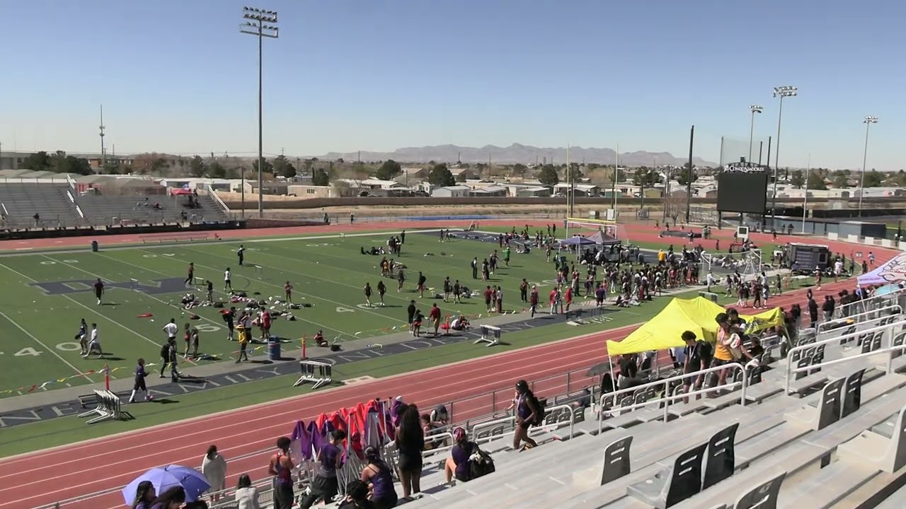Freshman Boys 4x400m Finals