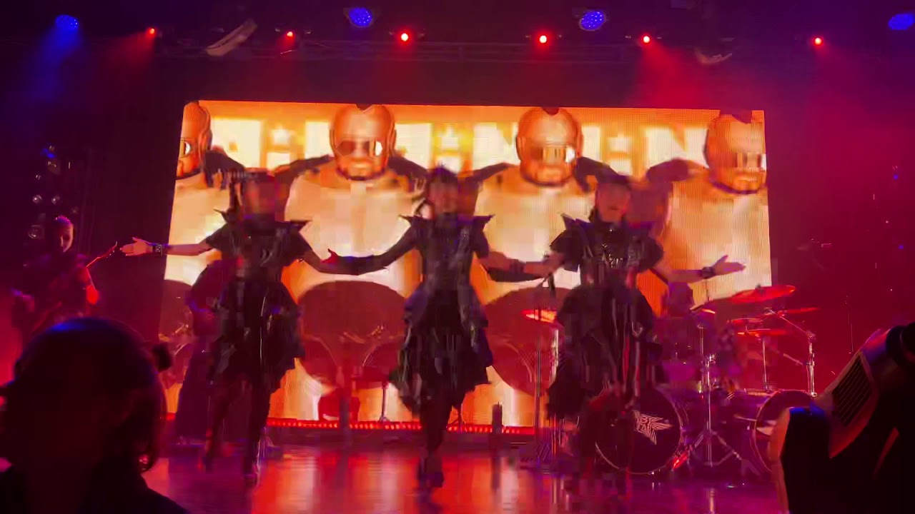BABYMETAL WORLD tour2020 4.Feb Oslo - Oh! MAJINAI - center position