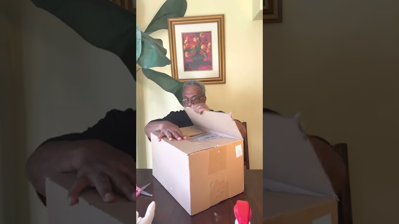 William Balentine Ventriloquist Unboxing Axtell Expressions￼ mega macaw Puppet￼￼