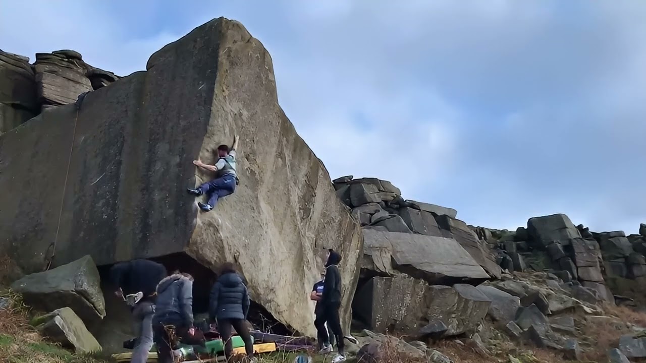 Careless Torque, 8A. Peak District
