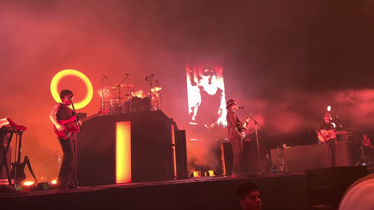 Idiota & Mi Nuevo Vicio Morat - Palacio de los Deportes 6 Mayo 2023