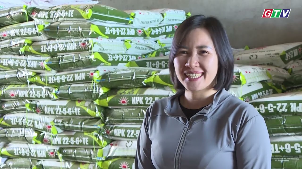 PHÓNG SỰ - MẶT TRỜI MỚI ĐỒNG HÀNH CÙNG NÔNG DÂN TẬP TRUNG CHĂM SÓC CÂY TRỒNG MÙA KHÔ