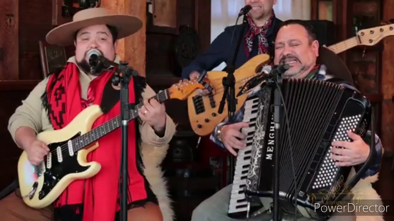 Gritos de liberdade... Grupo Rodeio marcando presença  no  programa De Campo e Alma