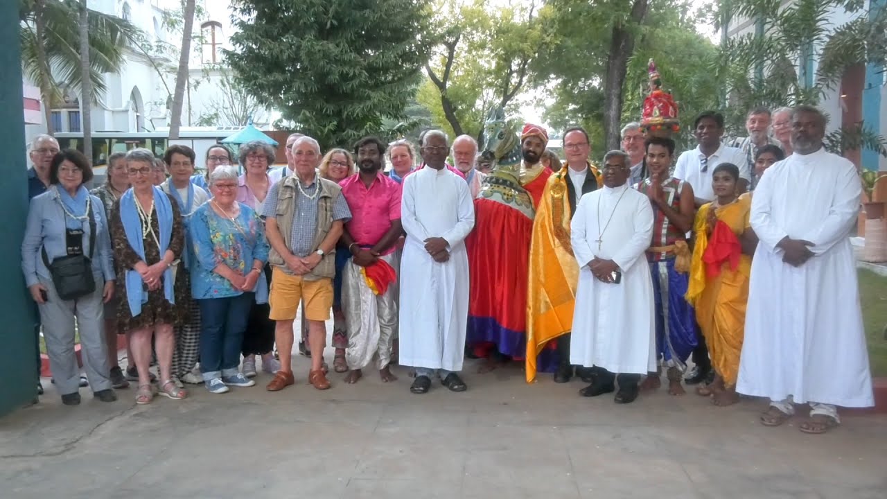 சிறப்பு வருகை: ➖➖➖➖➖➖➖➖ பிரான்சு நாட்டு ஆயர் RODEZ , Mgr Luc Meyer ,2 குருக்கள் மற்றும் 20 இறைமக்கள்