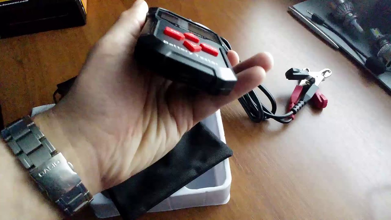 Tester akumulatora: Konnwei KW210