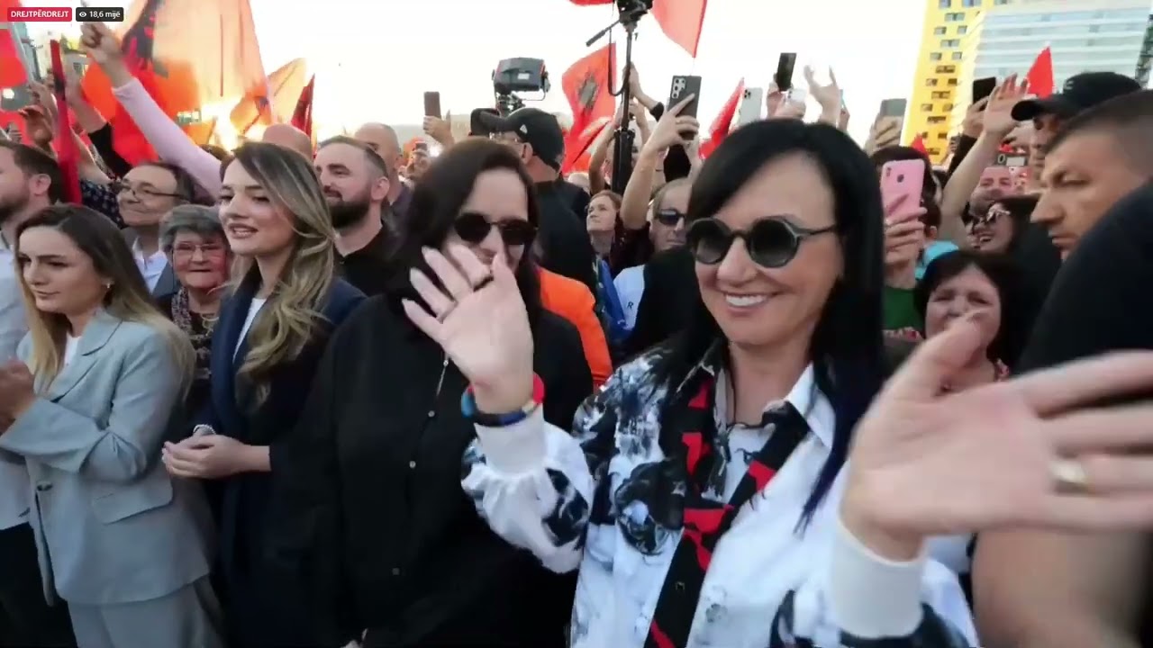 Top Channel/ Momente ‘pikante’ nga fjalimi i Ramës, batuta që i bëri të birit teksa Noizy këndonte