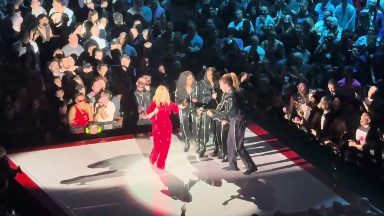 Kylie Minogue ~ 16 17 Tightrope & Red Blooded Woman ~04-25-2025 live Climate Pledge Arena Seattle WA