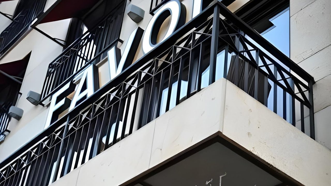 Hotel Favor | Dusseldorf, Germany | Hotel Review 🌟