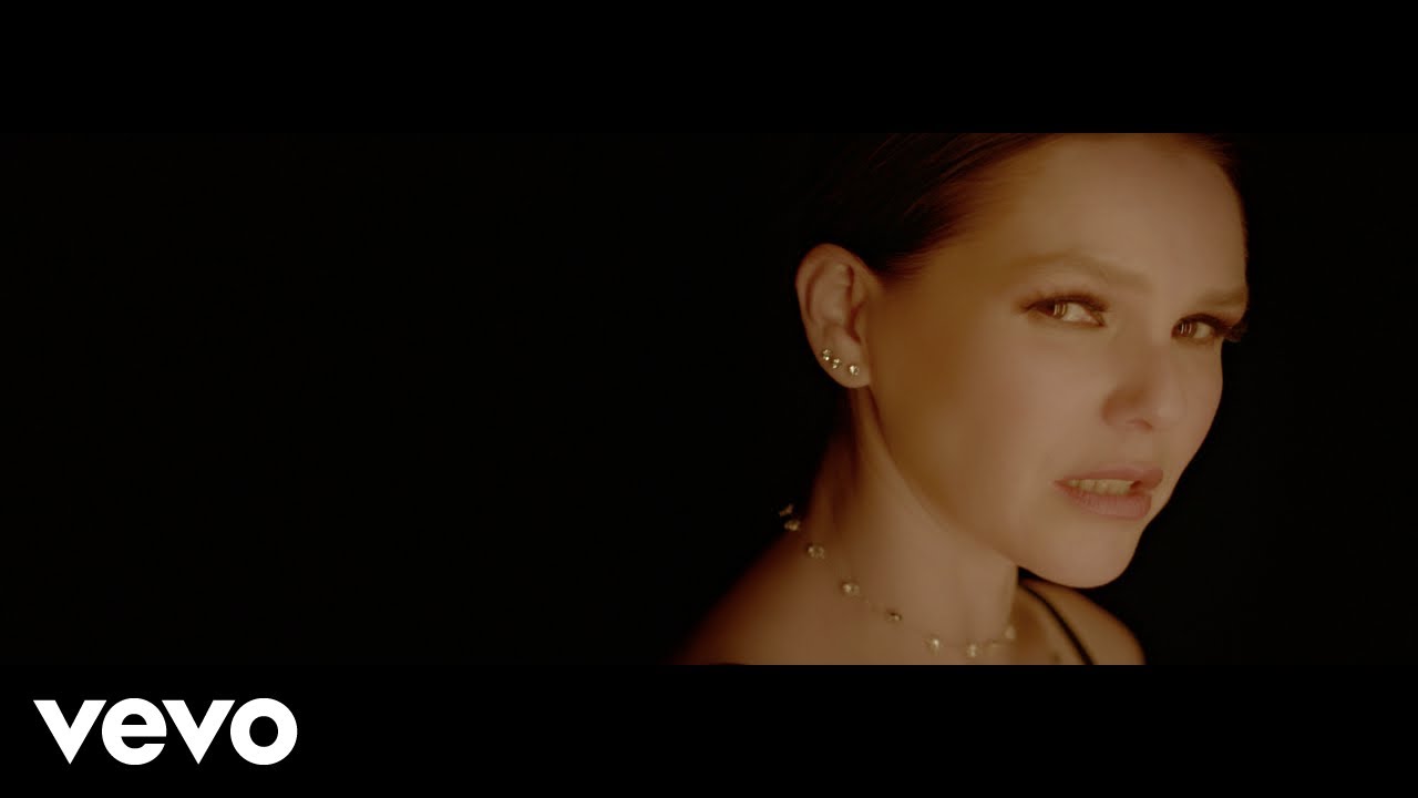 Kika Edgar - Nosotros