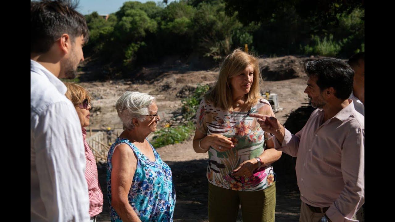 Continúan las obras de estabilización de barrancas en un sector del arroyo Colorado
