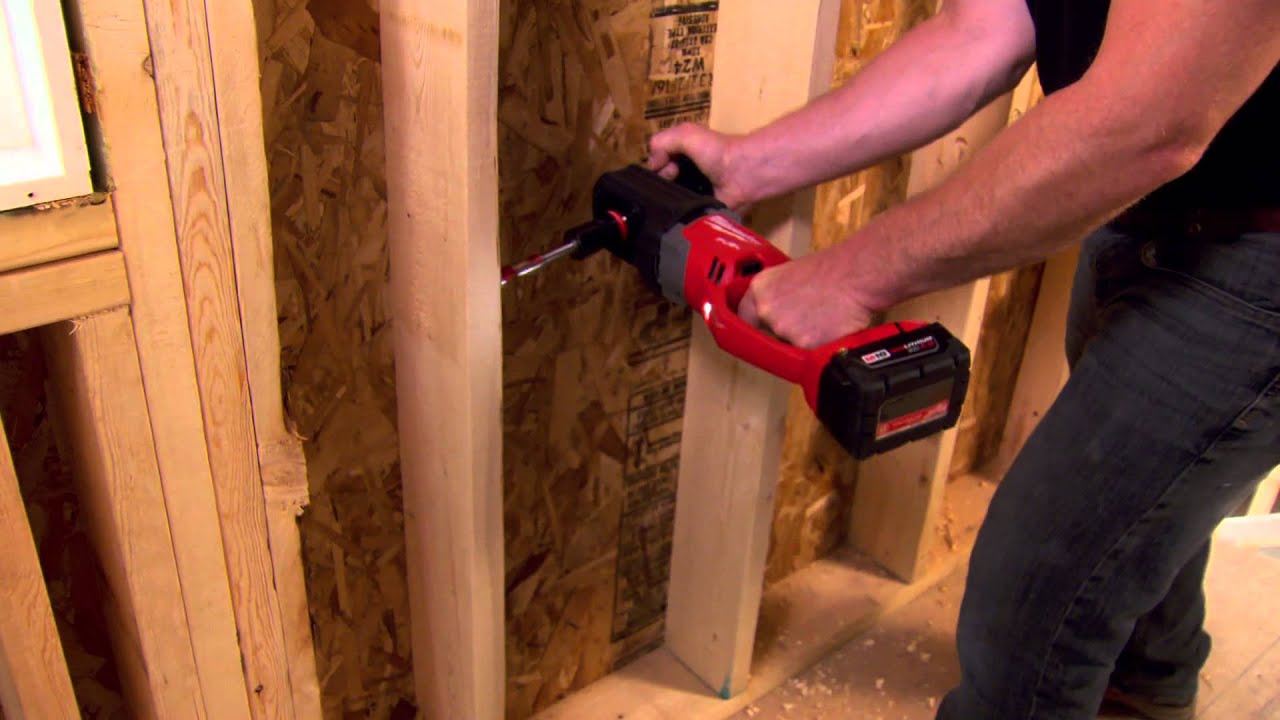 Milwaukee® M18 FUEL™ HOLE HAWG® сверлит быстрее, чем проводной инструмент
