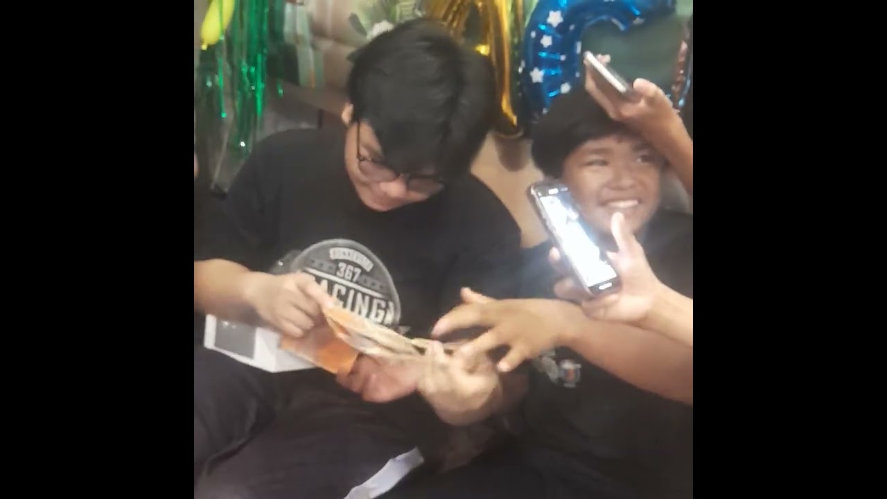 13th birthday na po ng kapatid ko na grade 7