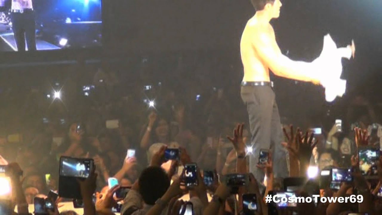 Paulo Avelino at the Cosmo Bachelor Bash 2014