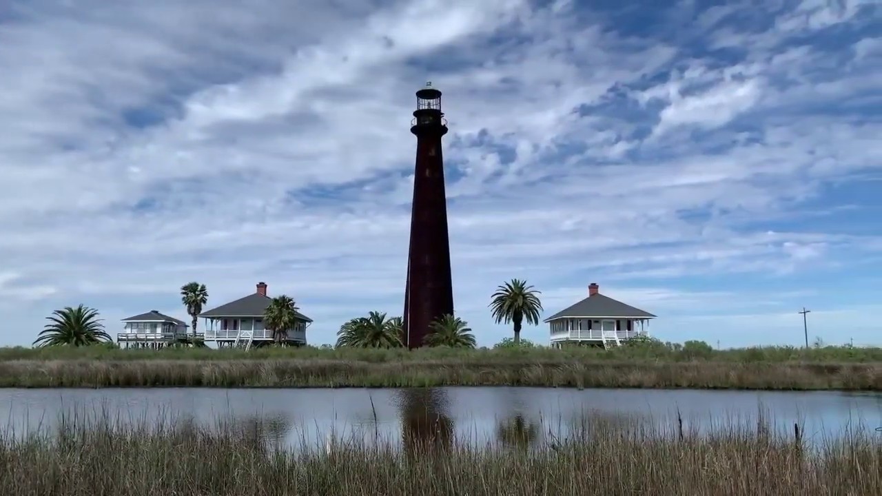 It's Bolivar LIVE, Class Is In Session, History, The Bolivar Lighthouse!