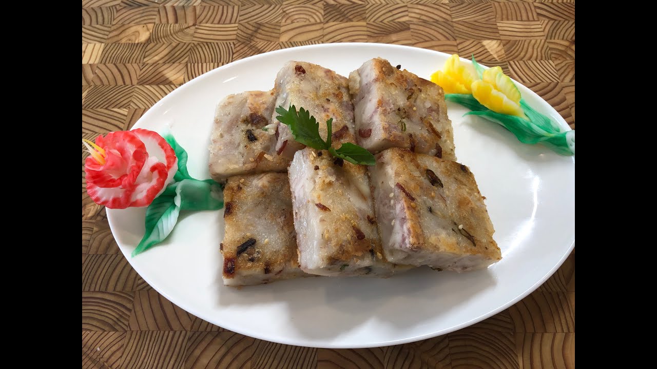 [臘味芋頭糕]備受大眾喜愛的芋頭糕：四季飄香點心品種，每天都和大家相遇，尤其過年過節🧨時，家喻戶曉芋頭糕凳上大雅之堂 Taro cake