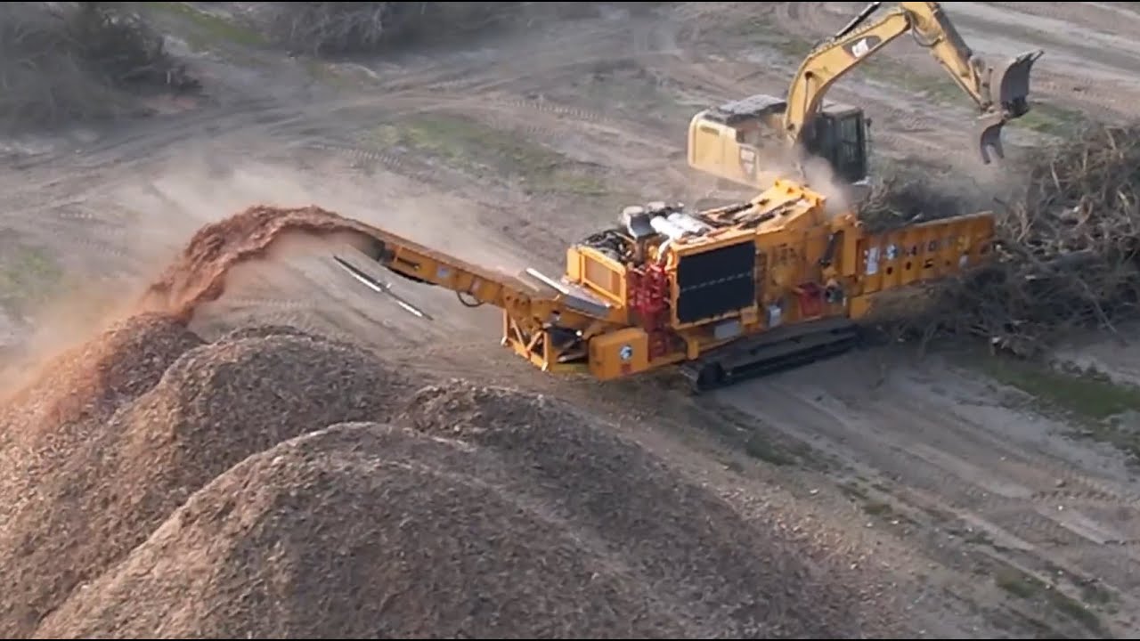 CBI 6400CT Chipper - Whole Orchard Recycling
