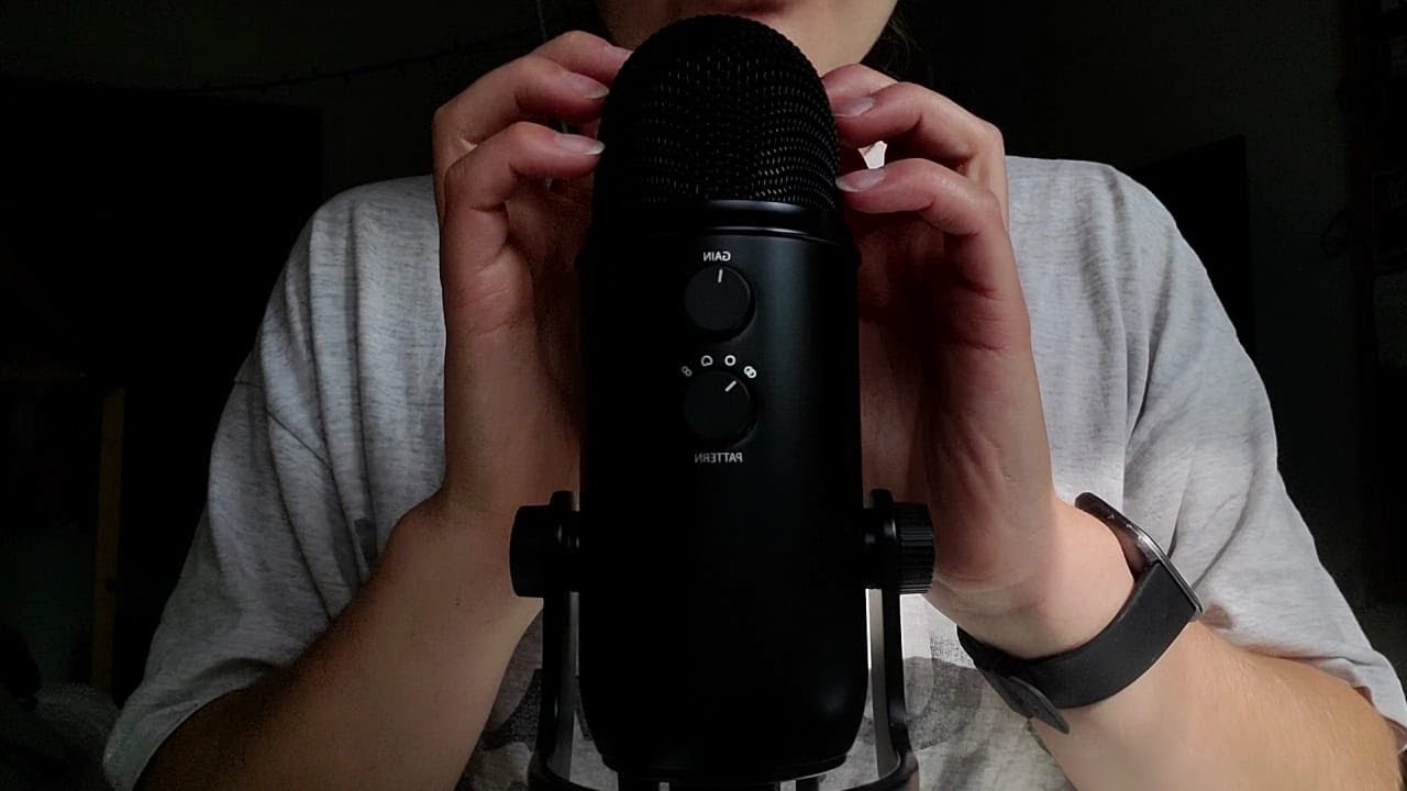 ASMR bare mic and mic base scratching w/ some tapping😴 (remake)