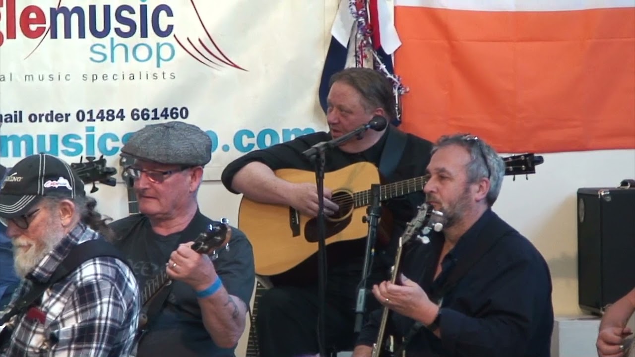 Dueling Banjos with The Kruger Brothers at the Eagle Music Shop Banjo 12 Event in 2019