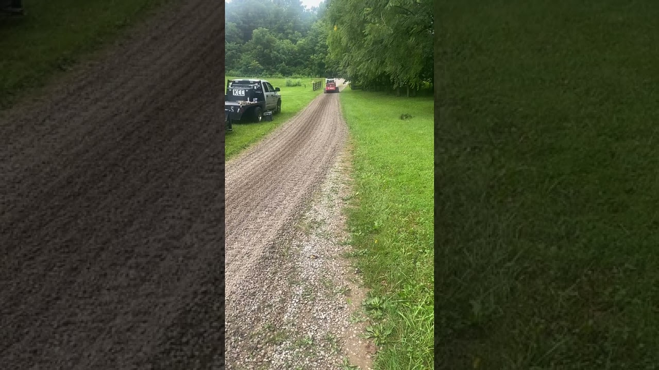 Grading a drive with the Rake-n-ator