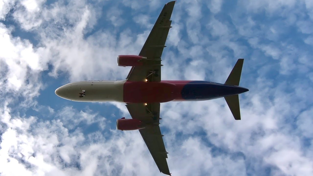 Wizz Air, Airbus  A320, HA-LWN