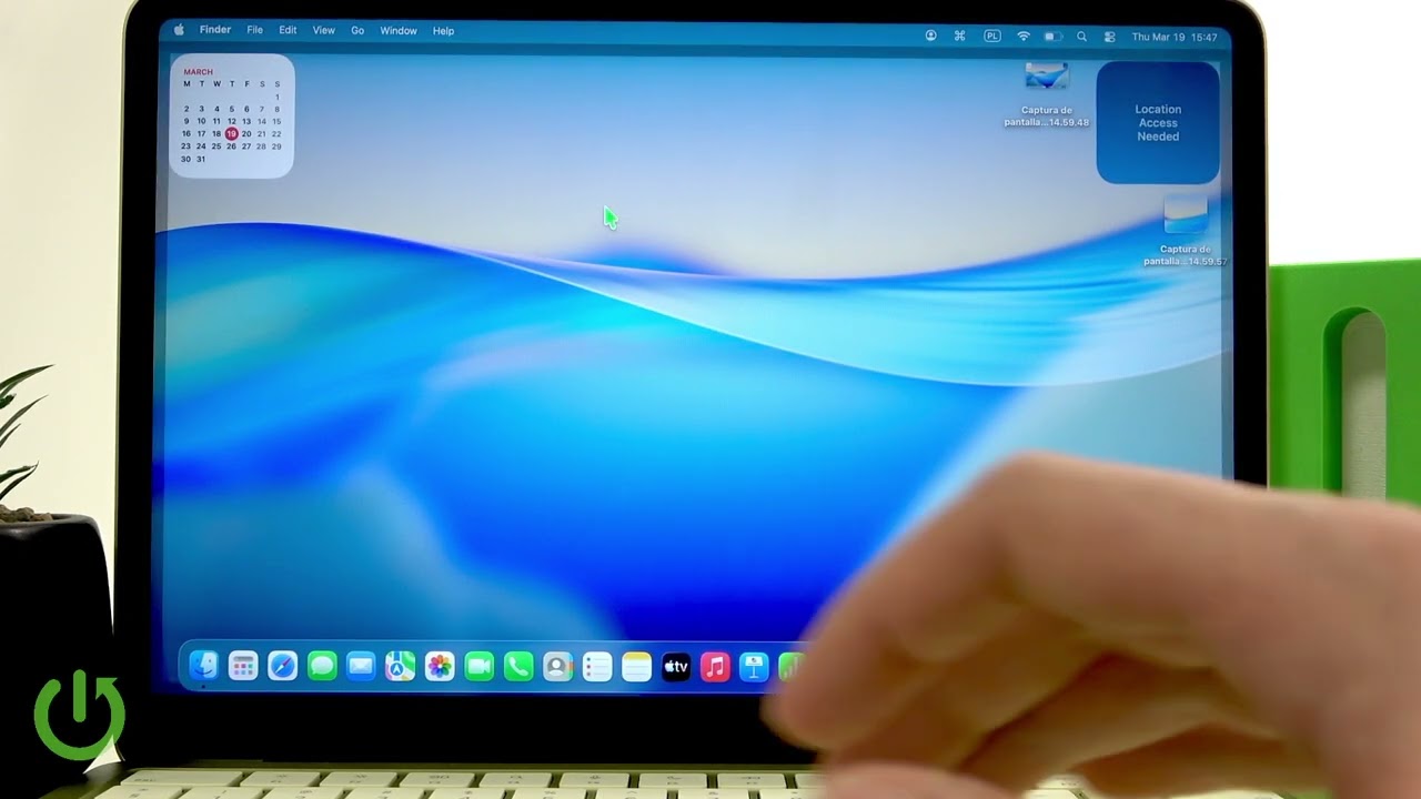 MacBook Neo VS Chromebook - Is Mac Worth the Extra $200?