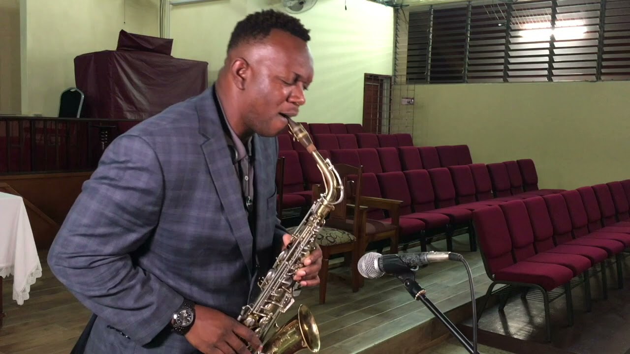 I shall rest in the eye of the storm (Saxophone)