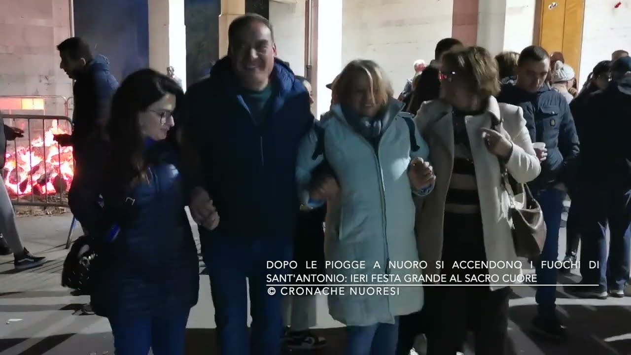 Dopo le piogge a Nuoro si accendono i fuochi di Sant'Antonio: ieri festa grande al Sacro Cuore