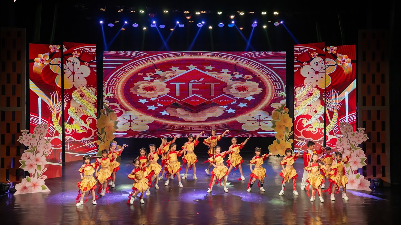 DANCE “MỘT NĂM MỚI BÌNH AN” | U CAN DANCE ACADEMY