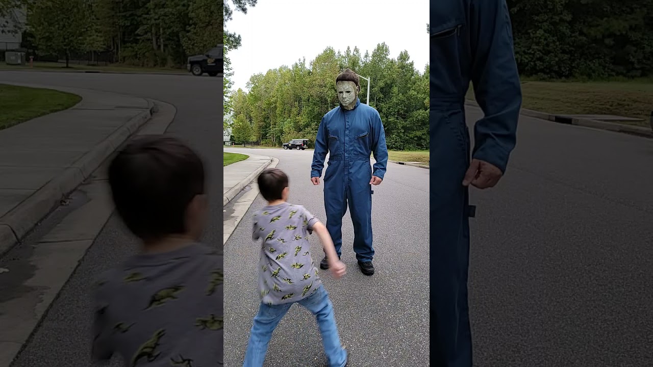 How Michael Myers catches his victims so FAST. #shorts #halloween  #michaelmyers
