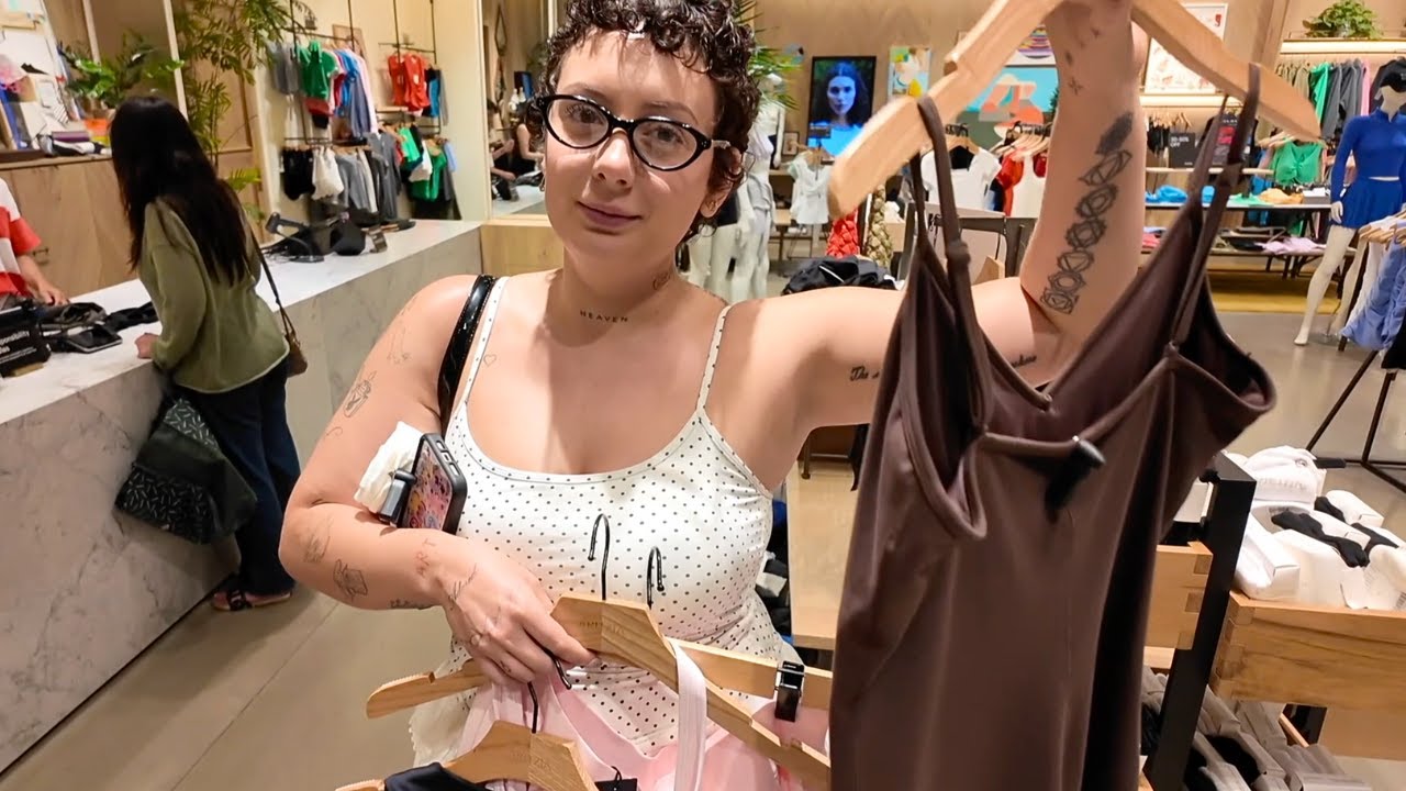MALL & HOT POT VLOG