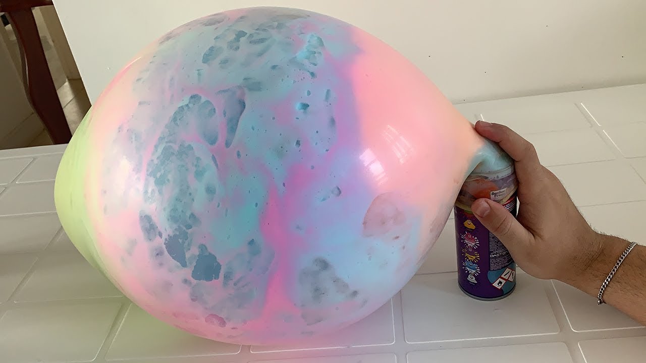 EXPLODI UM BALÃO GIGANTE CHEIO DE ESPUMA COLORIDA DENTRO E FOI IMPRESSIONANTE!!!