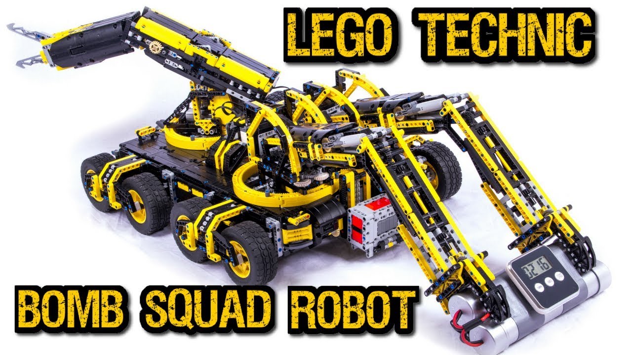 LEGO Technic Bomb Disposal Robot -- 19 motors!