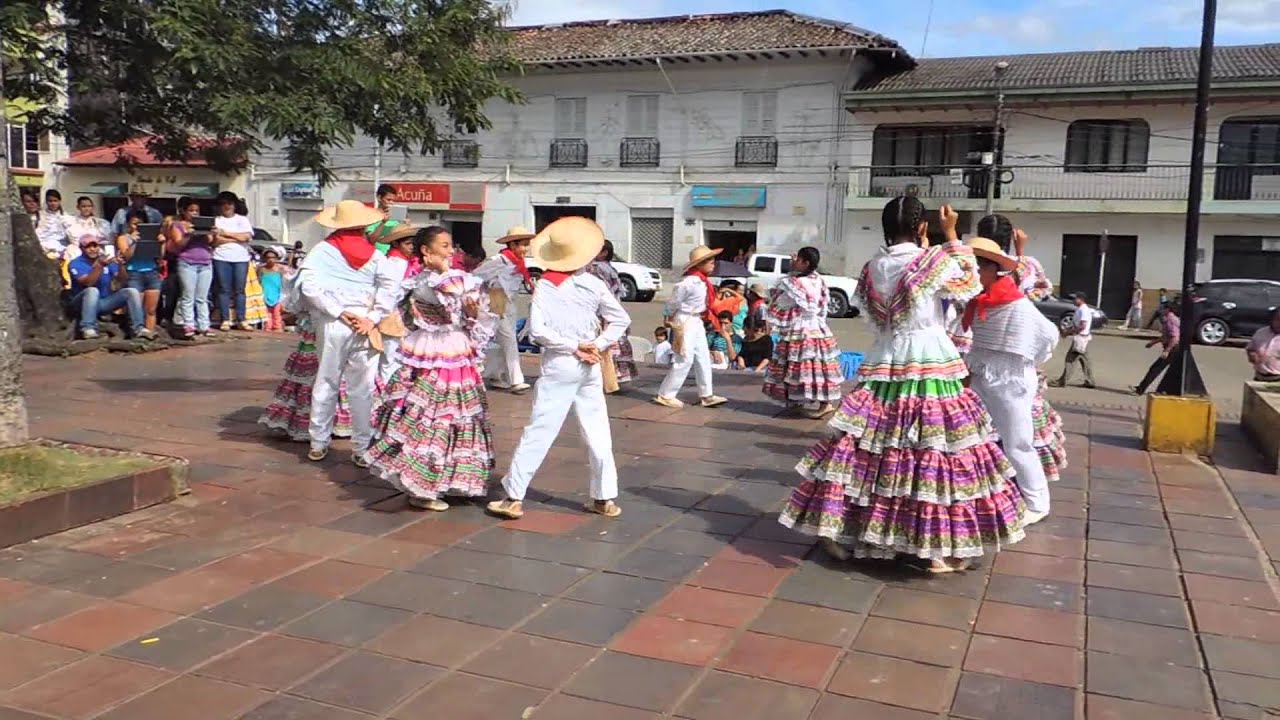 ESCUELA MUNICIPAL DE DANZA (RAJALEÑA GRUPO INFANTIL)