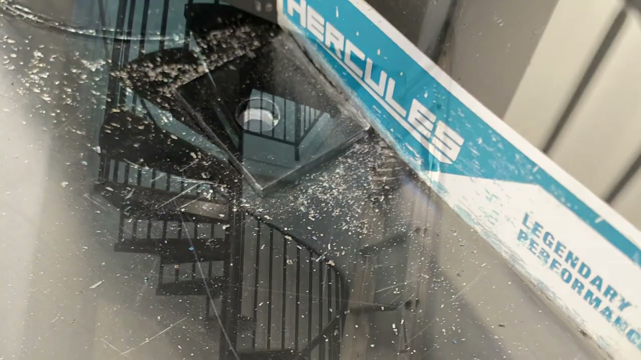 Assembly of MYLAN Condor Spiral Staircase in 6 minutes