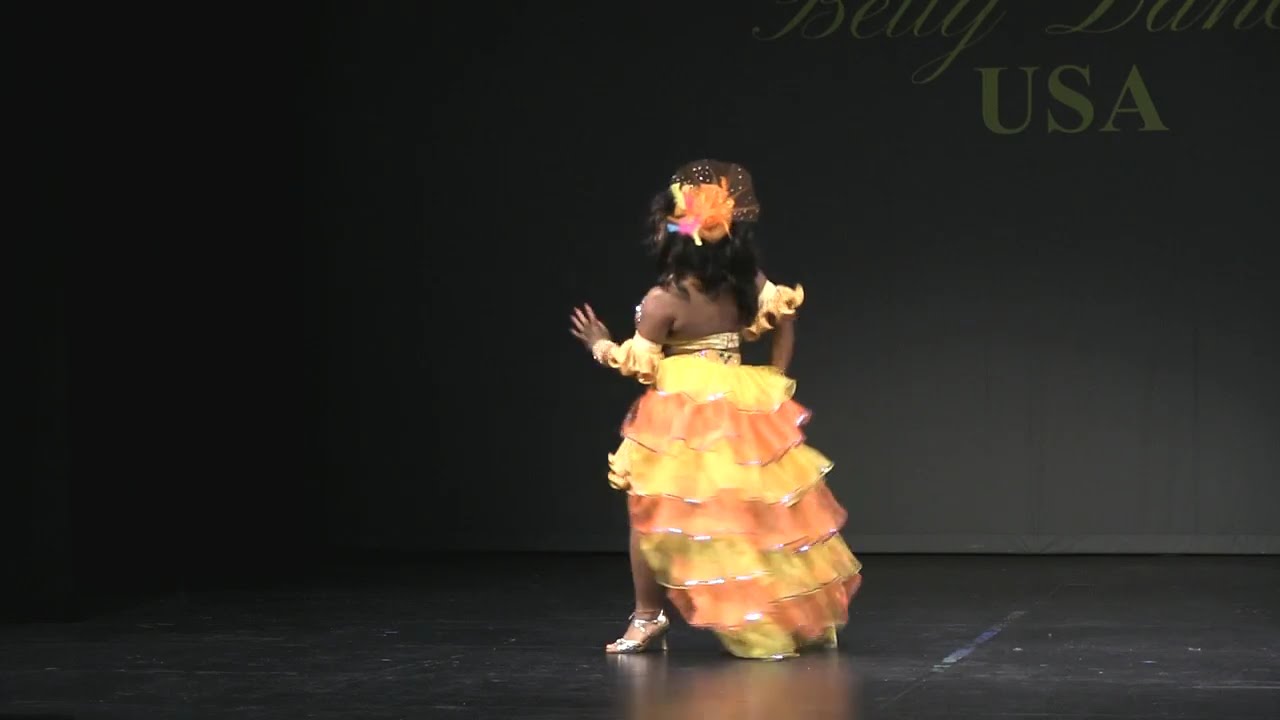 Belly Dancer USA 2024 Fusion Non-Professional Winner Nia Heshima