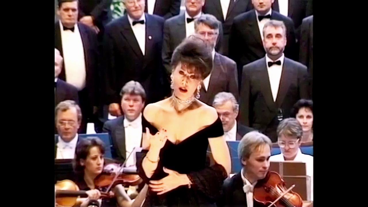 W.A.Mozart, Aria di Contessa Almaviva “Porgi amor!“ aus Le nozze di Figaro