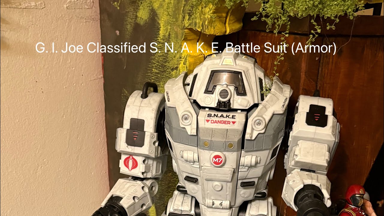 G. I. Joe Classified Series  #162 Cobra S. N. A. K. E. Battle Suit Review