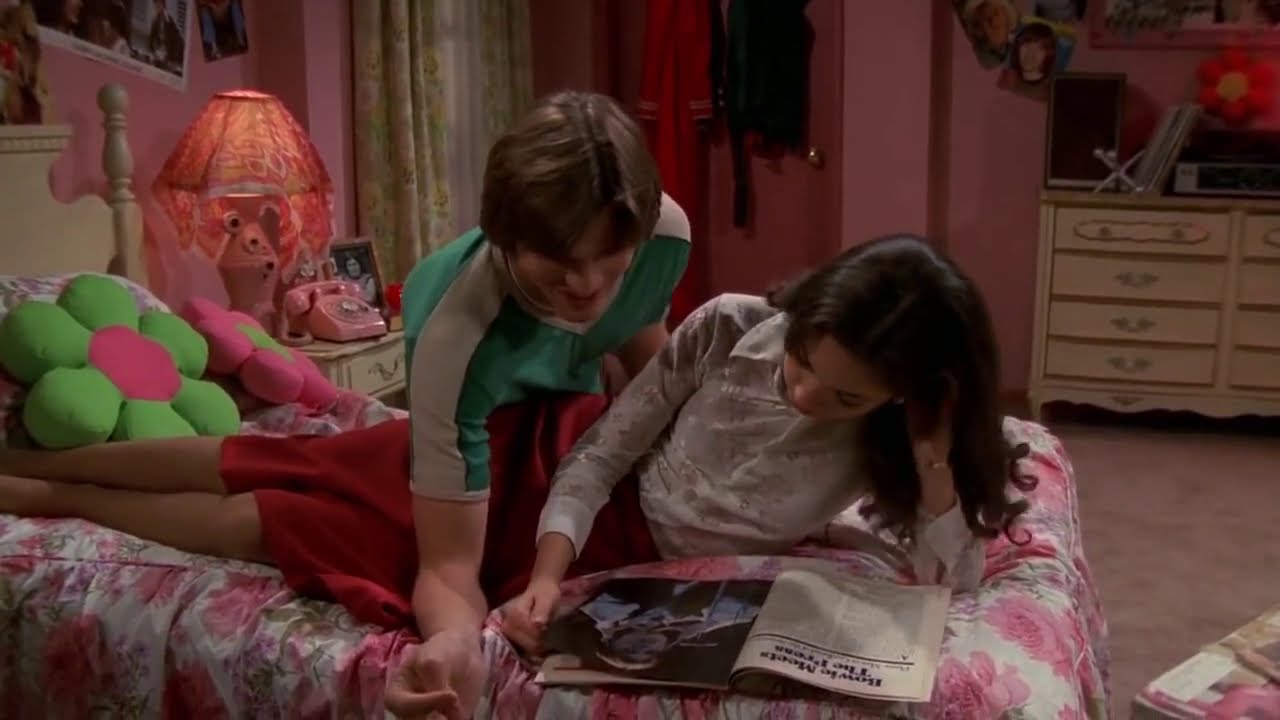 Kelso dresses up as a girl -  That 70s show
