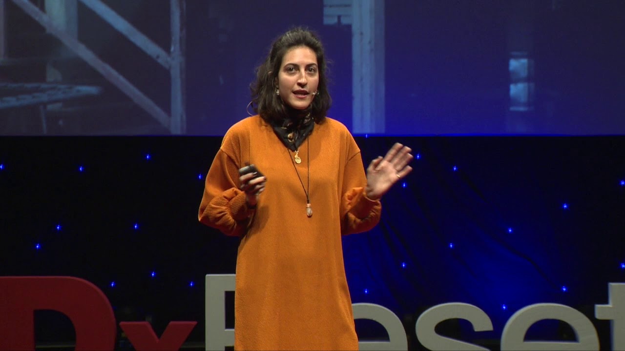 Anne herkesi seviyorum, tanımadıklarımı bile | Mommy I love everyone | Hüsne Rhea Çiğdem | TEDxReset