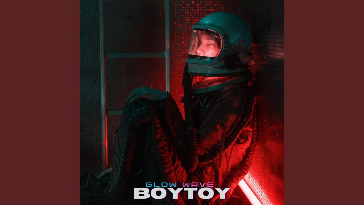 BOYTOY (Halle Abadi 