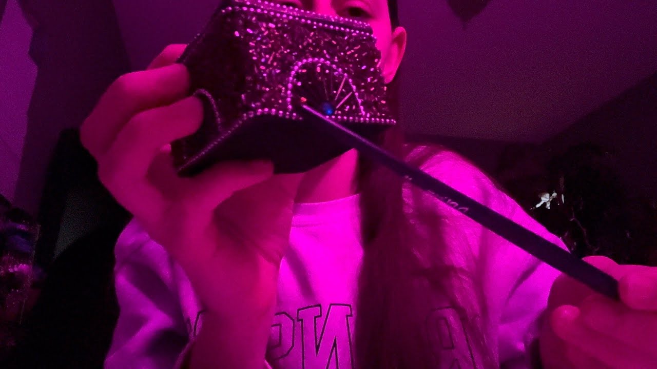 ASMR Until my phone dies | Quick ASMR | 4.5 min | Stuff in my room