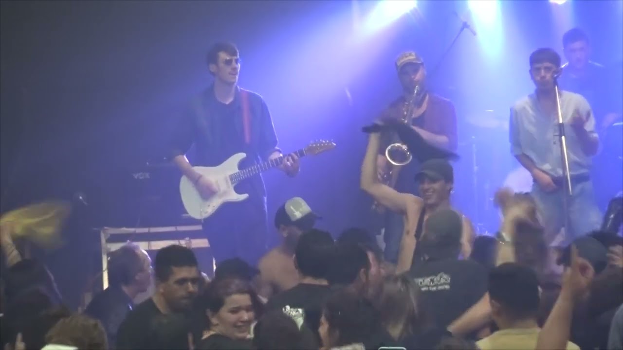 Todo preso es político - Rey Garufa y sus timadores  cover