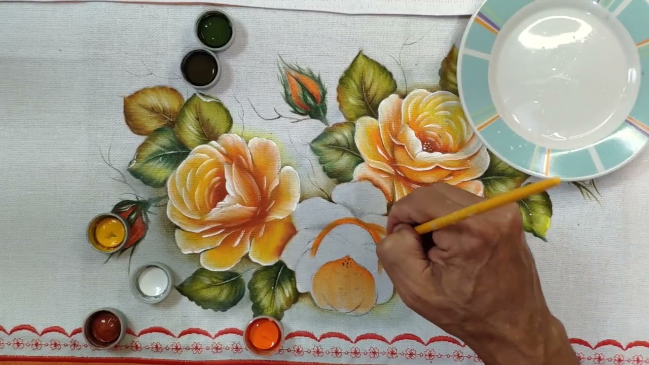 Roberto Ferreira - Aprenda a Pintar Rosas Facilmente em Tecido - Parte 2