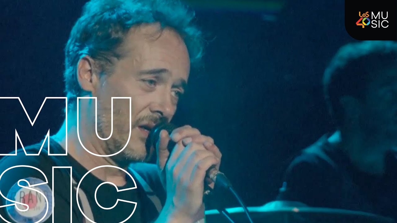 Love of Lesbian - Planeador (LOS40 Básico 2017) | LOS40